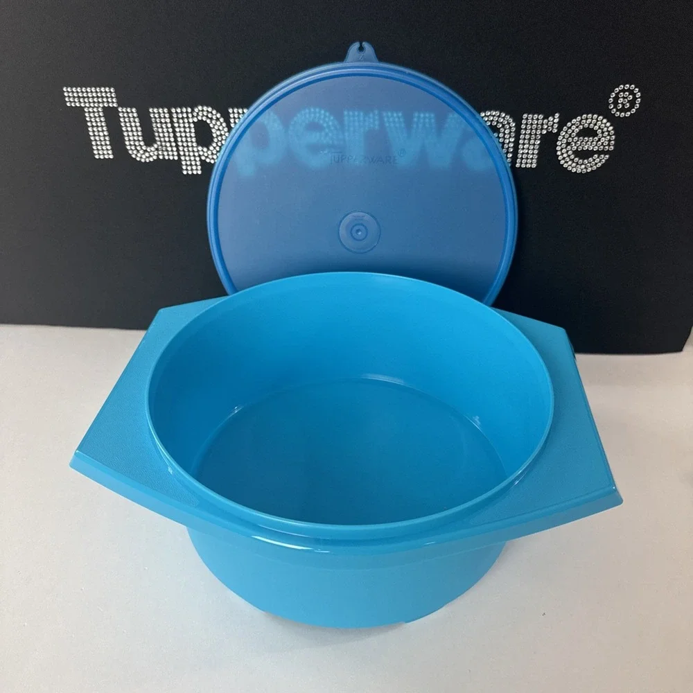 Tupperware Large Tortilla Keeper 12 Cup Bright Blue with Seal NEW